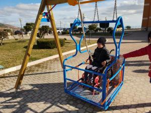 Altalena per disabili presso Gli Angeli di Padre Pio